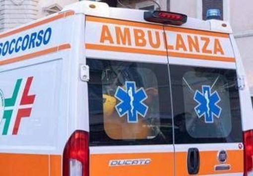 Schiacciato da una porta blindata, muore operaio 35enne