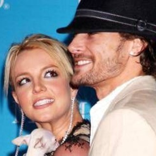 L'ex marito di Britney Spears rompe il silenzio: "Situazione al limite" L'ex marito di Britney Spears rompe il silenzio: "Situazione al limite"