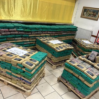 Cocaina dal Sud America, maxi sequestro al porto di Livorno