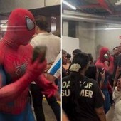 Spider-Man, fuga dal cinema per flatulenza killer: scappa anche l'Uomo Ragno