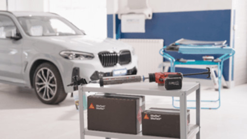 Auto: per riparazione e sostituzione cristalli VetroCar prima in Europa ad adottare la tecnologia Purform Primerless-to-Glass di Sika in tutta la sua rete