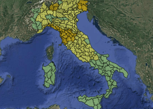 Maltempo, allerta meteo arancione e gialla per temporali venerdì 21 agosto: la mappa delle 10 regioni a rischio
