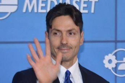 L'ex cuoco di Pier Silvio Berlusconi perde il ricorso in Cassazione: chiedeva oltre 680mila euro, ne dovrà pagare 4.500 L'ex cuoco di Pier Silvio Berlusconi perde il ricorso in Cassazione: chiedeva oltre 680mila euro, ne dovrà pagare 4.500