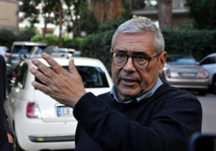 Appalti pilotati in Sicilia, oggi l'interrogatorio di Cuffaro