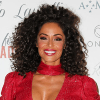 Raffaella Fico è incinta, l'annuncio a Verissimo: "Ho trovato il vero amore" Raffaella Fico è incinta, l'annuncio a Verissimo: "Ho trovato il vero amore"