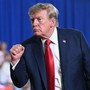 Trump, medici avvertono: "Suo peso rischio significativo per la salute" Trump, medici avvertono: "Suo peso rischio significativo per la salute"