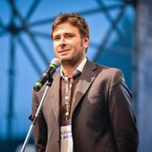 Alessandro Di Battista ricoverato a Cuba: l'attesa dei medici dal Gemelli e il primo post Instagram, cosa sappiamo