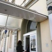 Incidente a Prato, bambina di 5 anni travolta da un'auto: è grave﻿