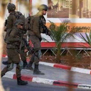 Israele, Netanyahu ordina "blocco totale Cisgiordania" dopo attacco a Hebron Israele, Netanyahu ordina "blocco totale Cisgiordania" dopo attacco a Hebron