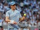 Sinner, il nuovo kit al Roland Garros non convince: "Sembra Cenerentolo" Sinner, il nuovo kit al Roland Garros non convince: "Sembra Cenerentolo"