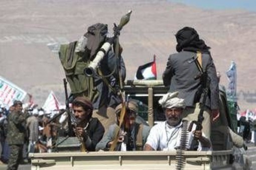 Yemen, gli Houthi: "Non siamo in guerra con l'Italia, non sostenga aggressioni" Yemen, gli Houthi: "Non siamo in guerra con l'Italia, non sostenga aggressioni"