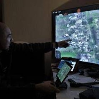 Ucraina-Russia, attacchi incrociati con droni. Mosca arresta cittadina tedesca con una bomba