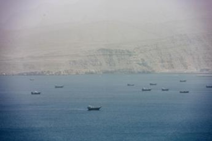 Hormuz, l'esperto: "Pedaggio mascherato? Decisivo distinguere tra servizi marittimi e tassa su transito" Hormuz, l'esperto: "Pedaggio mascherato? Decisivo distinguere tra servizi marittimi e tassa su transito"