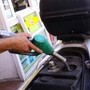 Carburante annacquato, irregolare un distributore su cinque. Pd: "Governo intervenga". Lega: "Bene controlli Gdf" Carburante annacquato, irregolare un distributore su cinque. Pd: "Governo intervenga". Lega: "Bene controlli Gdf"