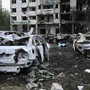 Ucraina, missili della Russia su Kiev nella notte: 9 morti