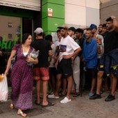 Ceuta, viaggio tra i migranti che provano a restare: "Ci avevano detto che la frontiera era aperta..."