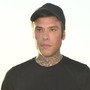 Fedez nei guai, la denuncia di due ragazzi: "Presi a pugni da un suo bodyguard per un selfie" Fedez nei guai, la denuncia di due ragazzi: "Presi a pugni da un suo bodyguard per un selfie"