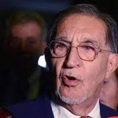 Mare, La Russa: "La dimensione subacquea sempre più rilevante per tutela interessi nazionali" Mare, La Russa: "La dimensione subacquea sempre più rilevante per tutela interessi nazionali"