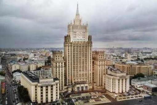 Beni russi congelati, la Germania riapre la partita: 300 miliardi per sostenere l'Ucraina