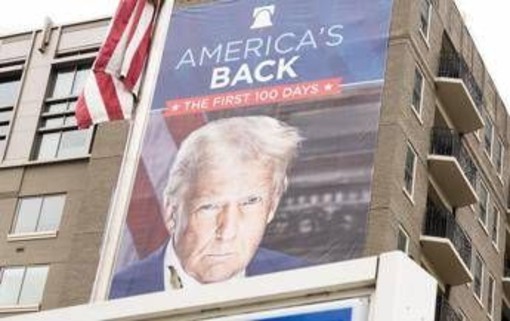 Trump lancia l'auto-deportazione, mille dollari a migranti per lasciare gli Usa