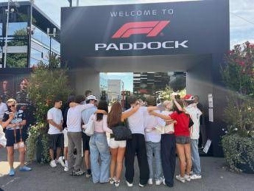 Crans Montana, i ragazzi sopravvissuti alla tragedia di Capodanno ospiti al Gp di Monza