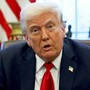 Trump “Lo stretto di Hormuz riaprirà molto presto, altrimenti colpi durissimi” Trump “Lo stretto di Hormuz riaprirà molto presto, altrimenti colpi durissimi”