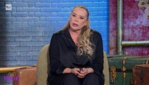 Barbara De Rossi: "Ho vissuto un amore tossico, sono stata vittima di maltrattamenti" Barbara De Rossi: "Ho vissuto un amore tossico, sono stata vittima di maltrattamenti"