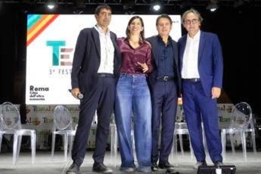Fratoianni: "Nel centrosinistra non ci sono filoputiniani" Fratoianni: "Nel centrosinistra non ci sono filoputiniani"