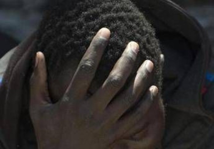 Migranti, Alarm Phone: &quot;200 persone in pericolo nel Mediterraneo centrale&quot;