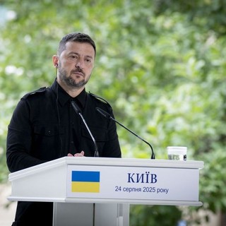 Zelensky “Nel fine settimana incontro tra delegazioni Usa e Ucraina”