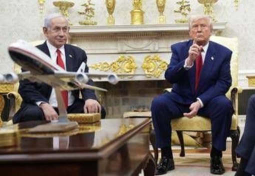Iran, Trump: "Non mando soldati". Netanyahu: "Regime sta cedendo"