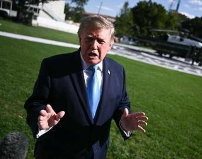Peste polmonare, Russia nega tutto: "Solo fake news, è polmonite". Trump: "Li aiuteremo"