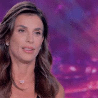 Elisabetta Canalis: "Lasciare l'Italia mi ha portato serenità. L'amore? Sono un'eterna single " Elisabetta Canalis: "Lasciare l'Italia mi ha portato serenità. L'amore? Sono un'eterna single "
