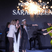 Miss Italia 2026 è Sarah Rizea: la 18enne atleta di Vado Ligure ha vinto il titolo di reginetta