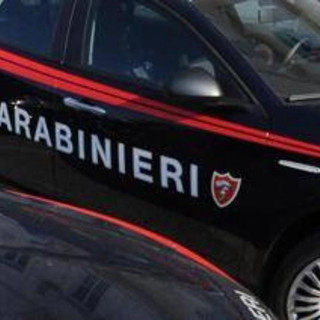 Napoli, aggredisce la ex a pugni e poi tenta di gettarla dal belvedere: arrestato