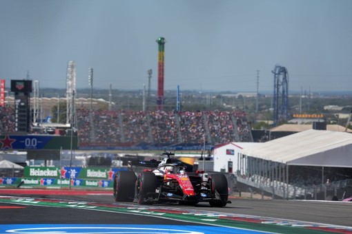Leclerc comanda le libere del venerdì ad Austin ma Antonelli è vicino Leclerc comanda le libere del venerdì ad Austin ma Antonelli è vicino