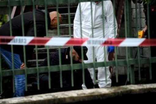 Lorella Capano, il figlio confessa l'omicidio della madre: "L'ho uccisa io" Lorella Capano, il figlio confessa l'omicidio della madre: "L'ho uccisa io"