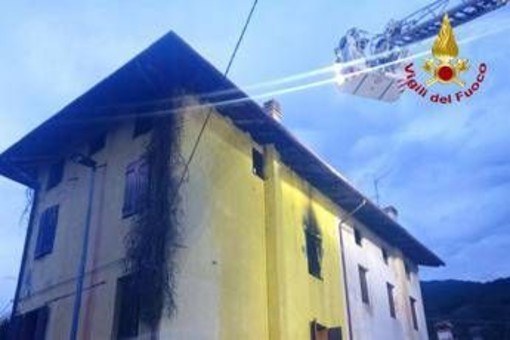 Pordenone, incendio in abitazione: salvata un'anziana