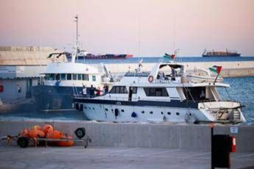 Flotilla per Gaza, quattro politici italiani a bordo: &quot;È in gioco l'umanità&quot;