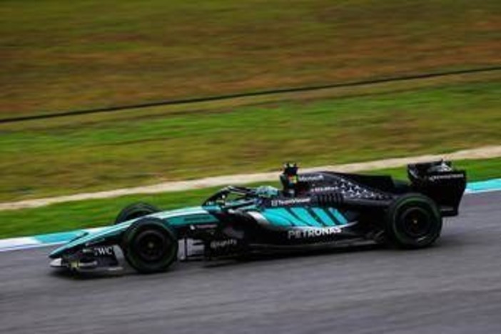 Gp Singapore in salita per Russell, penalizzato per un cambio di motore: partirà dal fondo Gp Singapore in salita per Russell, penalizzato per un cambio di motore: partirà dal fondo