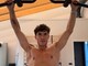 Marquez e la foto choc: il pilota mostra la spalla 'deformata'
