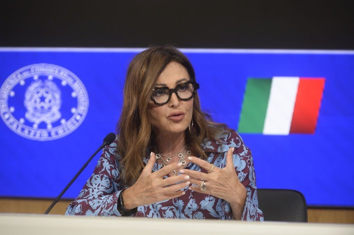 Santanchè “Serve un fondo europeo per il turismo” Santanchè “Serve un fondo europeo per il turismo”