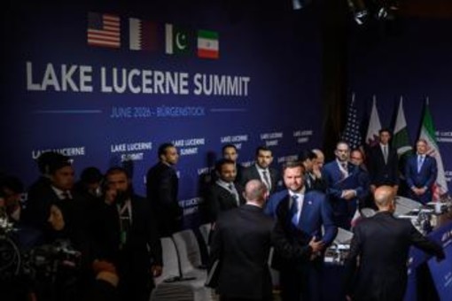 Iran, il rebus nucleare. Gli Usa: "Ok a ispezioni dell'Aiea". Teheran: "Nessun impegno" Iran, il rebus nucleare. Gli Usa: "Ok a ispezioni dell'Aiea". Teheran: "Nessun impegno"