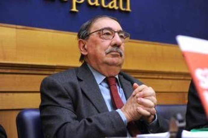 E' morto a 78 anni Fabio Mussi, dirigente di Sinistra Italiana Avs e ministro del governo Prodi E' morto a 78 anni Fabio Mussi, dirigente di Sinistra Italiana Avs e ministro del governo Prodi
