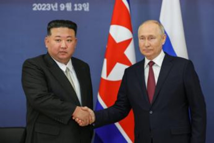 Ucraina-Russia, Zelensky: "Putin vuole 30mila soldati nordcoreani" Ucraina-Russia, Zelensky: "Putin vuole 30mila soldati nordcoreani"