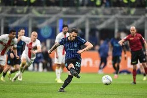 Inter-Genoa 2-0, Chivu blinda lo scudetto con Dimarco e Calhanoglu
