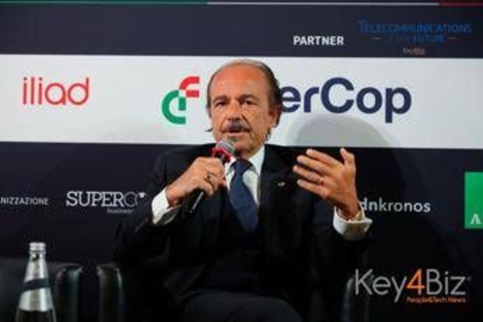 Butti: "Reti strategiche per Difesa ed economia, serve nuovo modello per gli operatori" Butti: "Reti strategiche per Difesa ed economia, serve nuovo modello per gli operatori"
