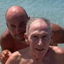 Zeman sta meglio, figlio posta foto al mare: &quot;La pre season fa sognare&quot;