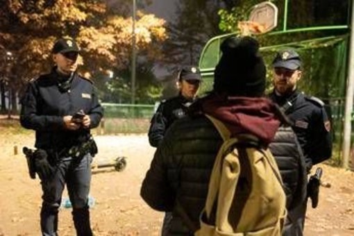 Minori, Save the Children: "Più rapine e lesioni personali tra 14-17enni, il doppio rispetto a 10 anni fa"