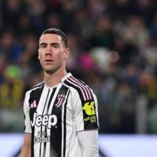 Fiorentina-Juve, cori discriminatori contro Vlahovic e partita a rischio sospensione. Cos'è successo Fiorentina-Juve, cori discriminatori contro Vlahovic e partita a rischio sospensione. Cos'è successo